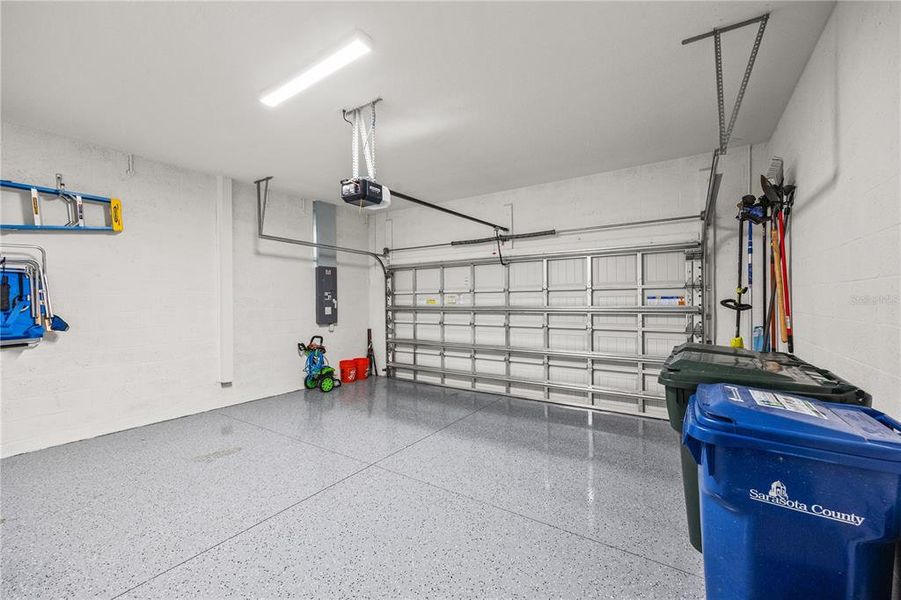 Spacious, unfurnished interior of a new home in , Sarasota (Image 20). Spacious, unfurnished interior of a new home in , Sarasota (Image 20).