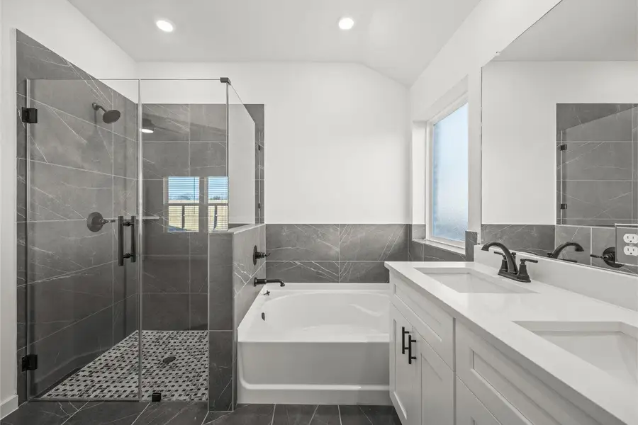 Furnished interior view inside a new home in Foxtail Palms, Manvel (Image 10).