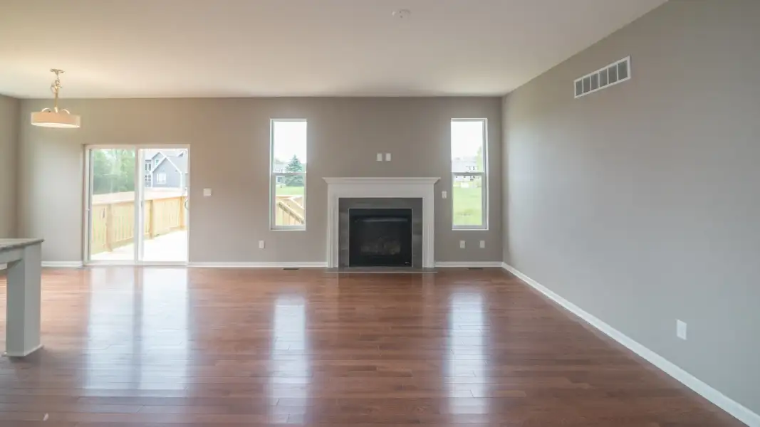Representative unfurnished interior of a home built from the The Abington by Norfolk Homes in Offsite Builds Southern Michigan, Ann Arbor (Image 25).