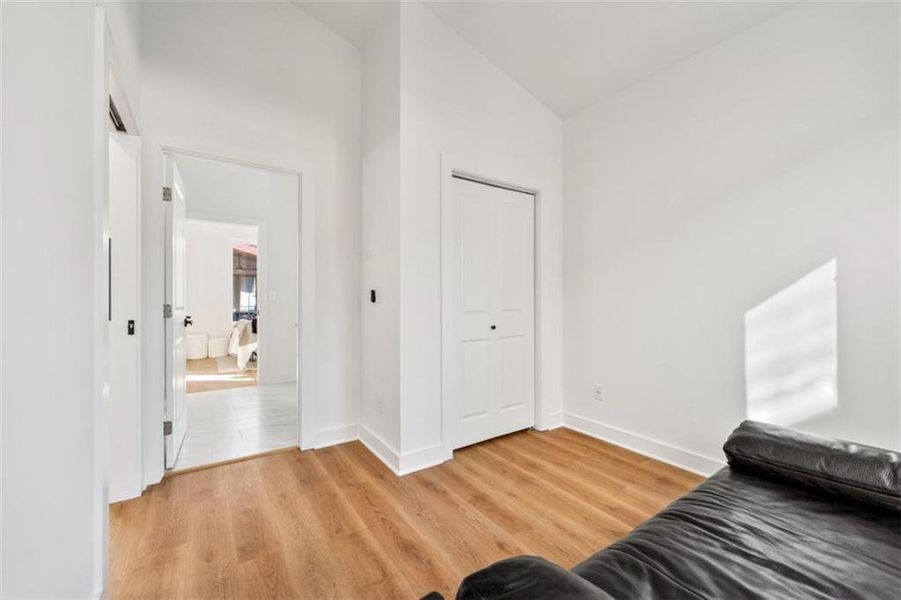 Spacious, unfurnished interior of a new home in , Union City (Image 20). Spacious, unfurnished interior of a new home in , Union City (Image 20).