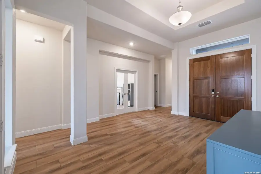 Spacious, unfurnished interior of a new home in , Castroville (Image 21).