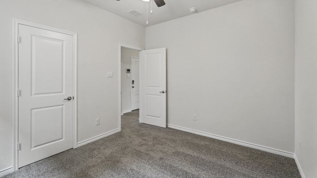 Spacious, unfurnished interior of a new home in Lakewood Trails, Forney (Image 20). Spacious, unfurnished interior of a new home in Lakewood Trails, Forney (Image 20).