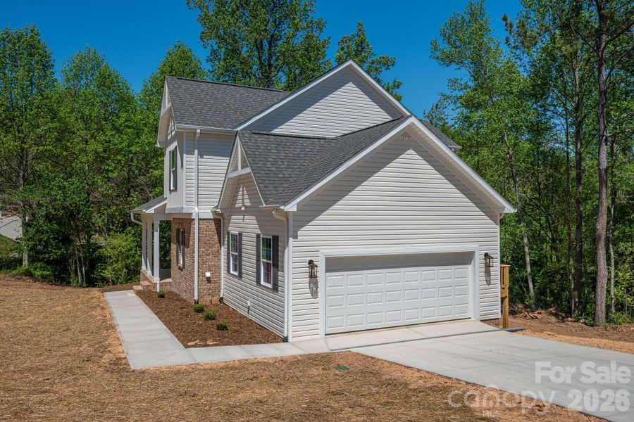Driveway w/ Side Garage