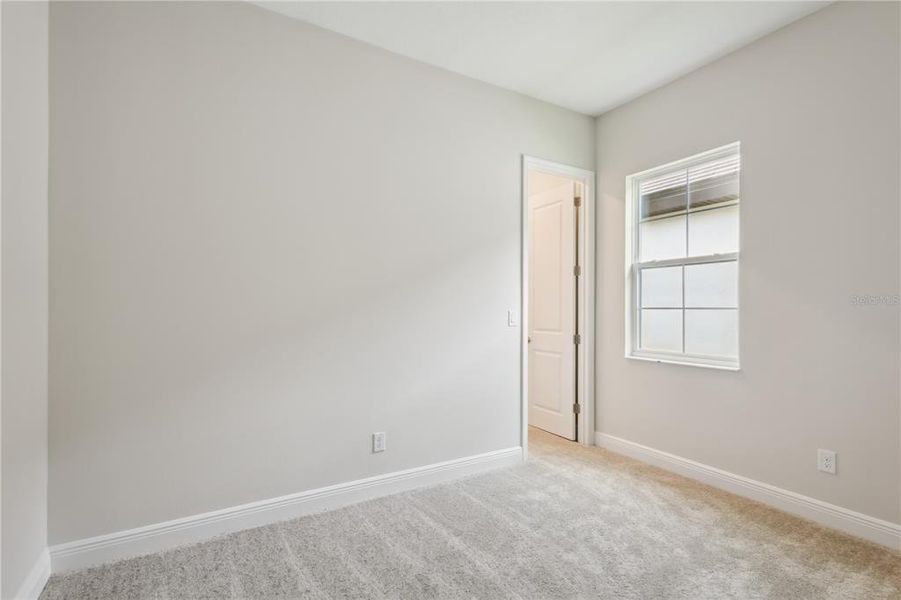 Spacious, unfurnished interior of a new home in Triple Creek, Riverview (Image 29).