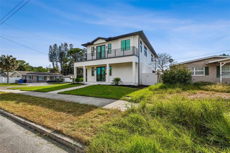 Image 78 of a home in .