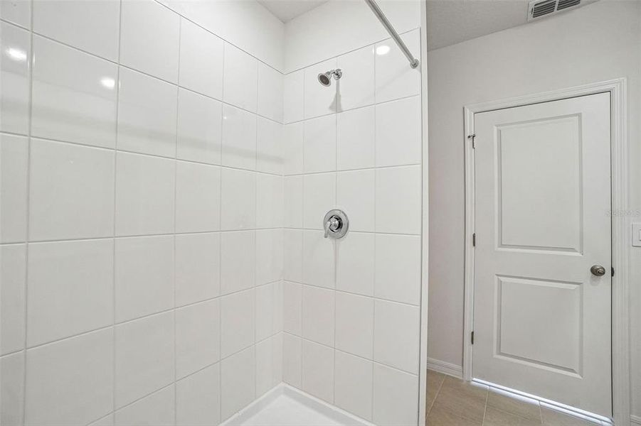 Close-up of interior finishes inside a home in Benton Hills - Premier Series, Brooksville (Image 17). Close-up of interior finishes inside a home in Benton Hills - Premier Series, Brooksville (Image 17).