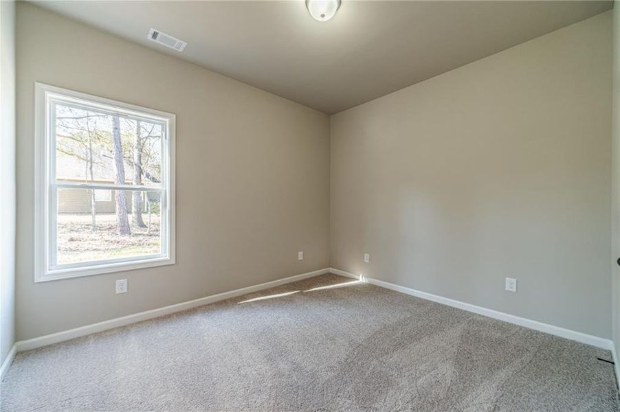 Spacious, unfurnished interior of a new home in , Monroe (Image 33).