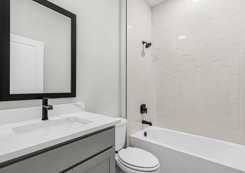 Secondary bathroom. Secondary bathroom.