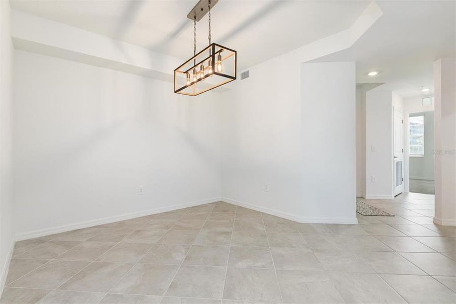 Spacious, unfurnished interior of a new home in , Venice (Image 20). Spacious, unfurnished interior of a new home in , Venice (Image 20).