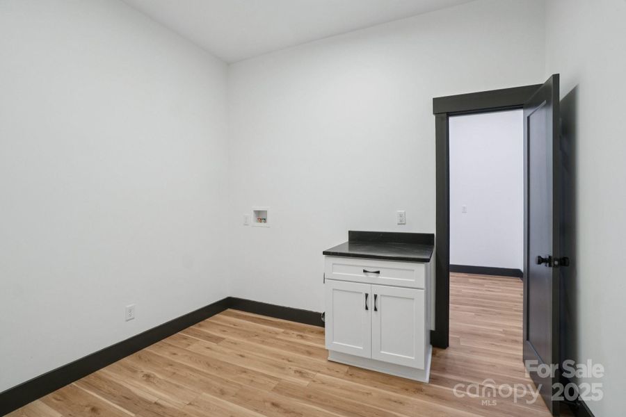 Spacious, unfurnished interior of a new home in , Hendersonville (Image 38).