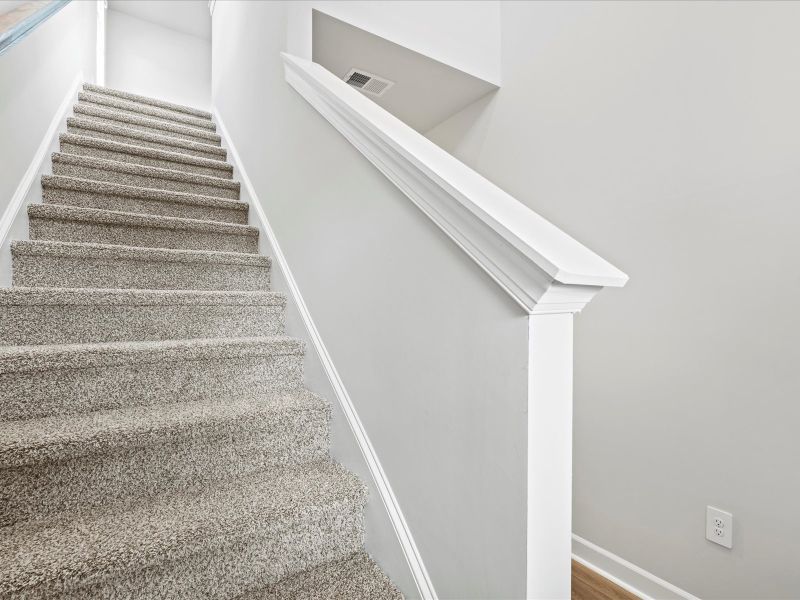 Spacious, unfurnished interior of a new home in Village at White Pine, Pendleton (Image 15).