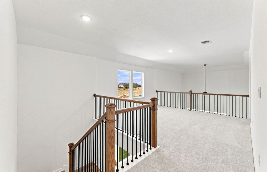 Spacious, unfurnished interior of a new home in Kuempel Farms, Pflugerville (Image 15).