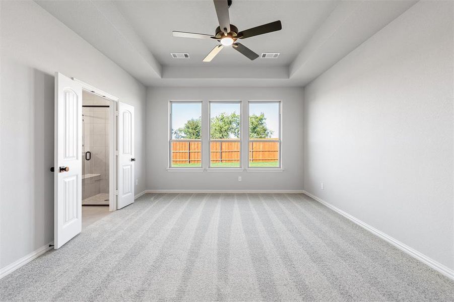 Spacious, unfurnished interior of a new home in Morningstar, Aledo (Image 17).