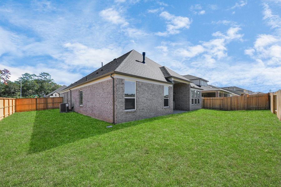 Explore the expansive backyard with its inviting covered patio—a perfect blend of space for the kids to play and adults to unwind. Ideal for creating your outdoor oasis, this backyard accommodates patio furniture, a BBQ pit, and endless possibilities for leisure and entertainment. Explore the expansive backyard with its inviting covered patio—a perfect blend of space for the kids to play and adults to unwind. Ideal for creating your outdoor oasis, this backyard accommodates patio furniture, a BBQ pit, and endless possibilities for leisure and entertainment.