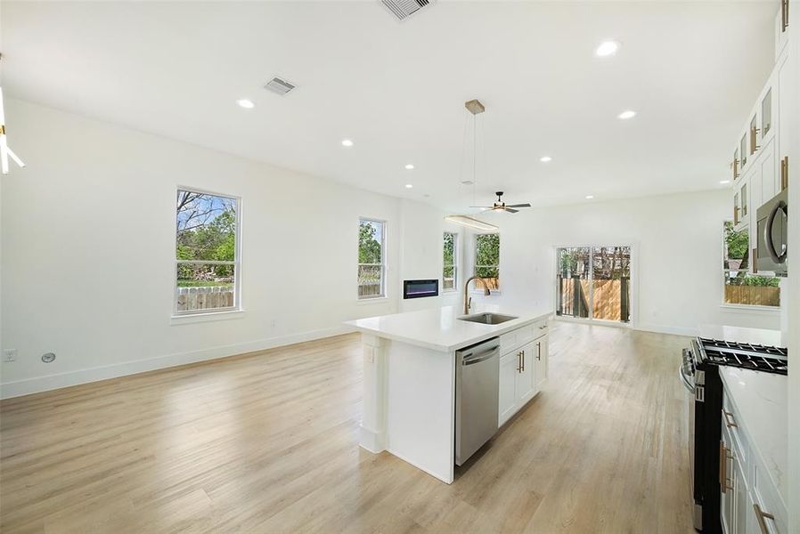 Image 19 of a home in .