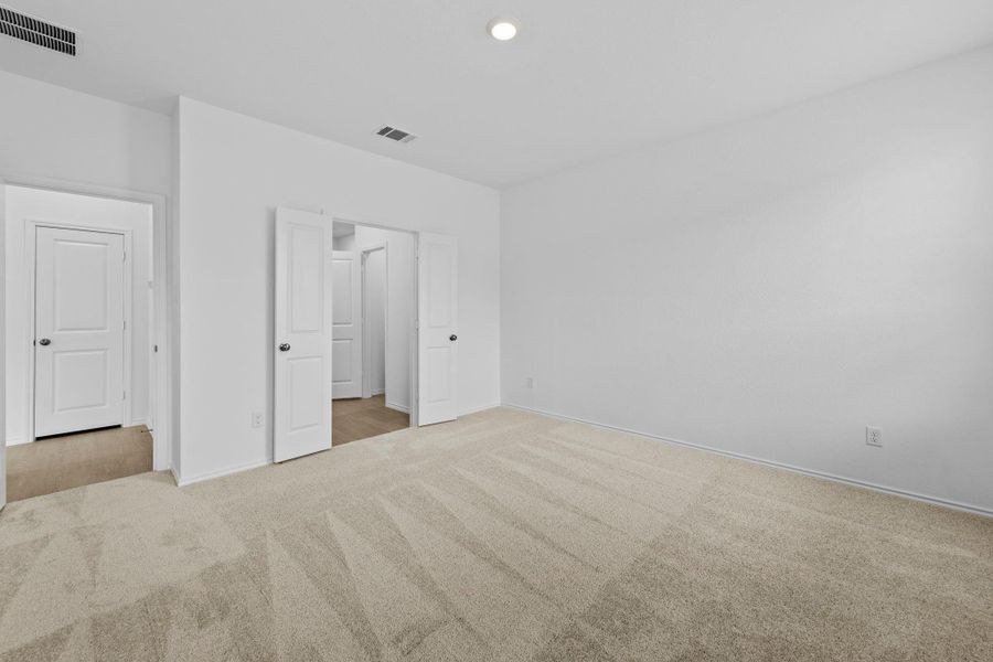 Spacious, unfurnished interior of a new home in Clayton Ranch, Copperas Cove (Image 23).