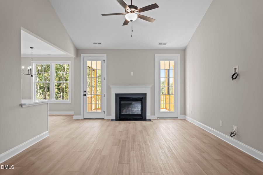 15-web-or-mls-DSC09771 15-web-or-mls-DSC09771