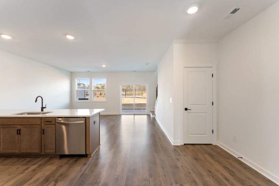 Representative furnished interior of a home built from the Glover by Hunter Quinn Homes in Westgate Village Townes, Spartanburg (Image 9). Representative furnished interior of a home built from the Glover by Hunter Quinn Homes in Westgate Village Townes, Spartanburg (Image 9).