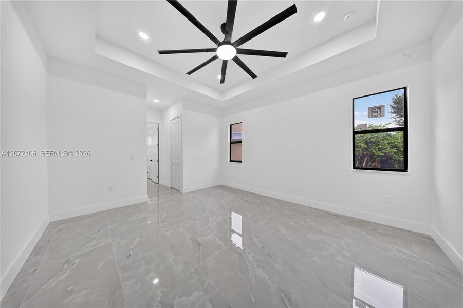 Spacious, unfurnished interior of a new home in , Punta Gorda (Image 7). Spacious, unfurnished interior of a new home in , Punta Gorda (Image 7).