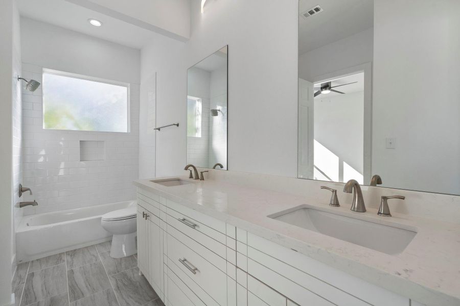 Furnished interior view inside a new home in , Houston (Image 7).
