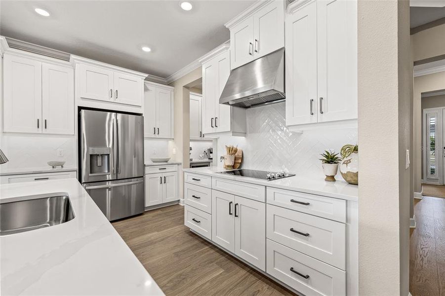 Furnished interior view inside a new home in Tiburon, Nokomis (Image 38).
