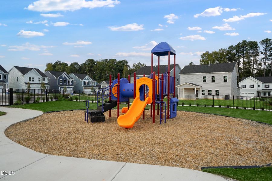SUN_CaydenCove_Pic_Playground_02 SUN_CaydenCove_Pic_Playground_02