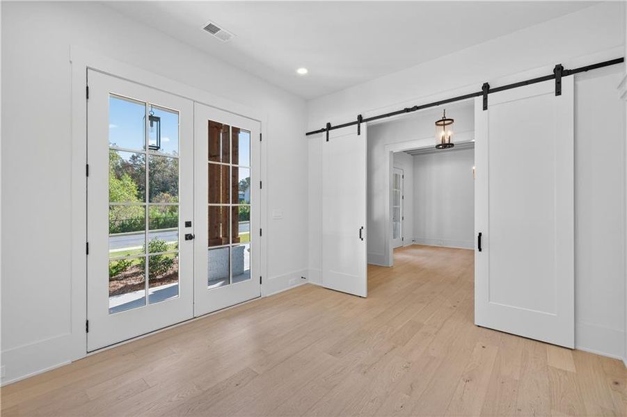 Spacious, unfurnished interior of a new home in Town Farms, Peachtree Corners (Image 60).