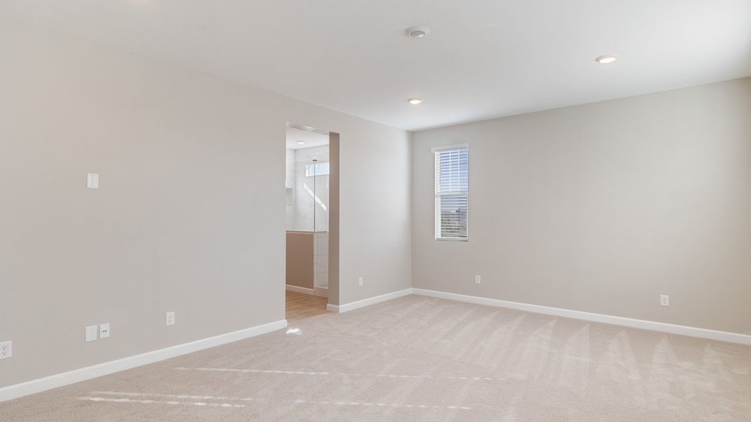 Spacious, unfurnished interior of a new home in Talinn Towns at Desert Ridge, Phoenix (Image 21).