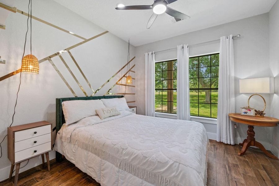 Furnished interior view inside a new home in , Anahuac (Image 13).