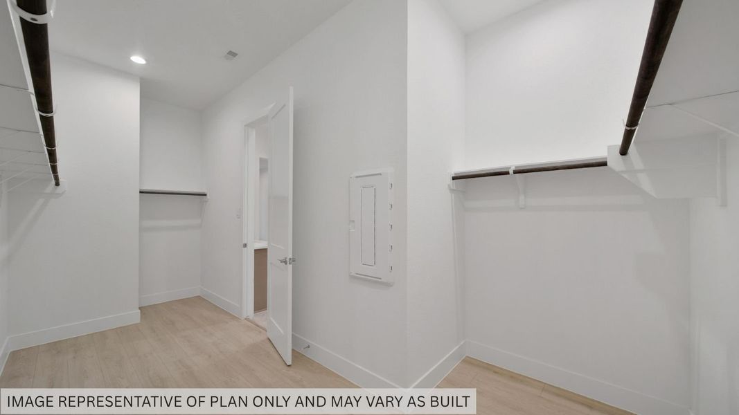 Representative unfurnished interior of a home built from the Portifino by D.R. Horton in Butlers Bend Estates, Pinehurst (Image 38).