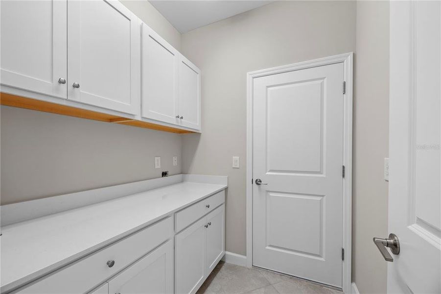 Furnished interior view inside a new home in Lennar at Turnleaf, Punta Gorda (Image 22).