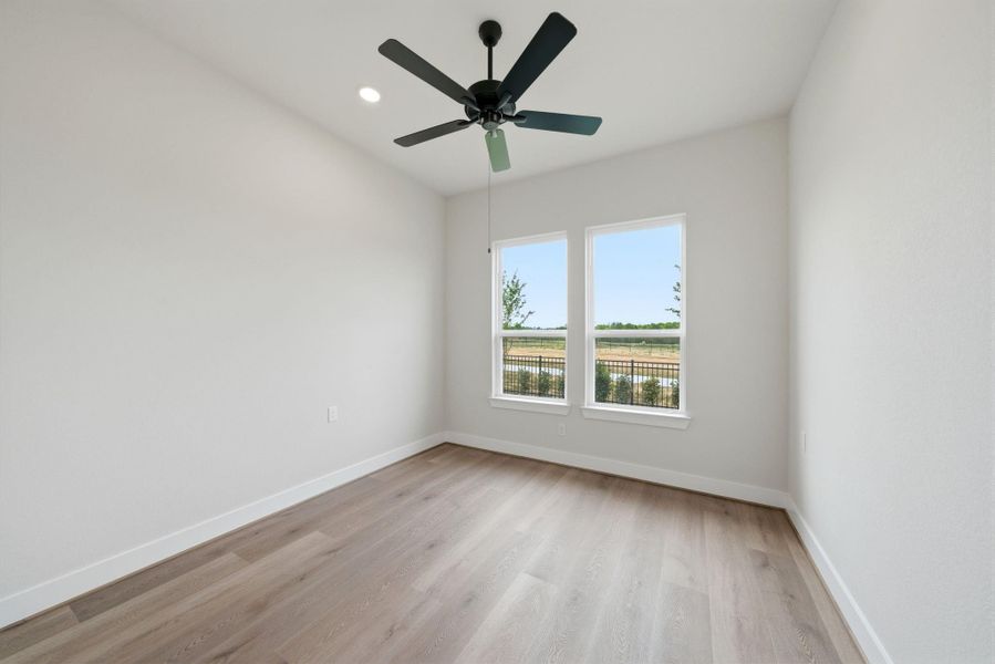 Spacious, unfurnished interior of a new home in Chambers Creek, Willis (Image 26).