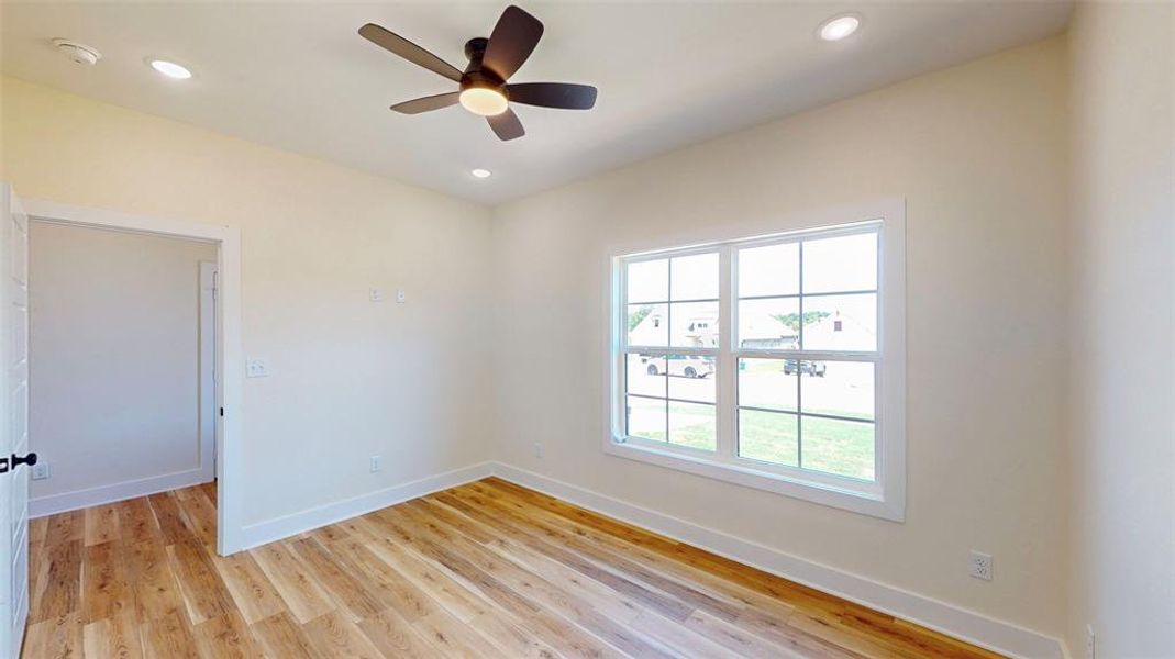 Spacious, unfurnished interior of a new home in , Bullard (Image 30).