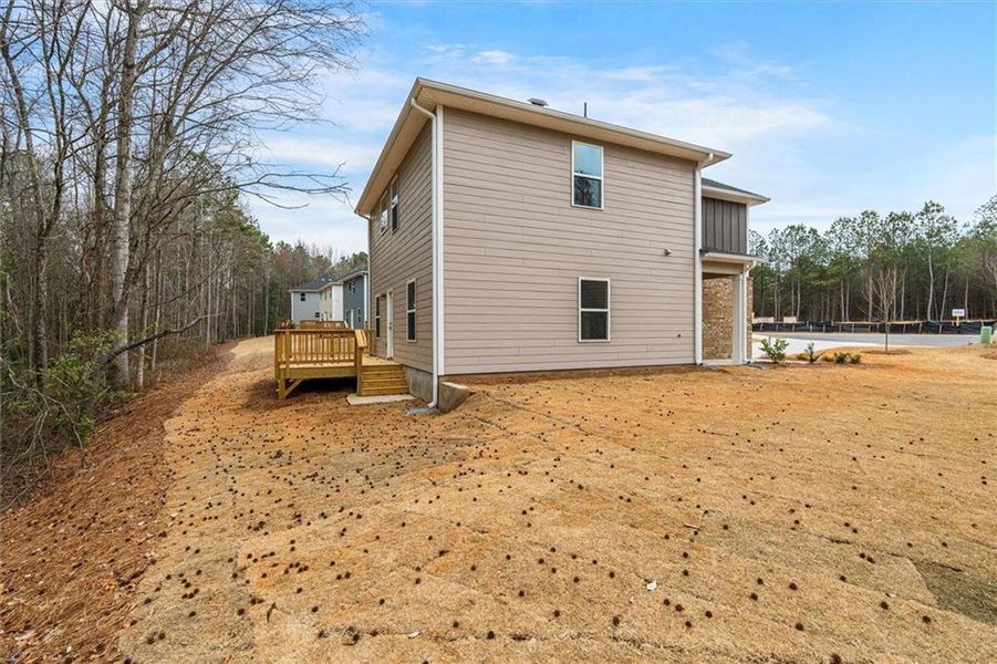 Exterior details and patio area of a home in Canterbury Villas, Carrollton (Image 3).