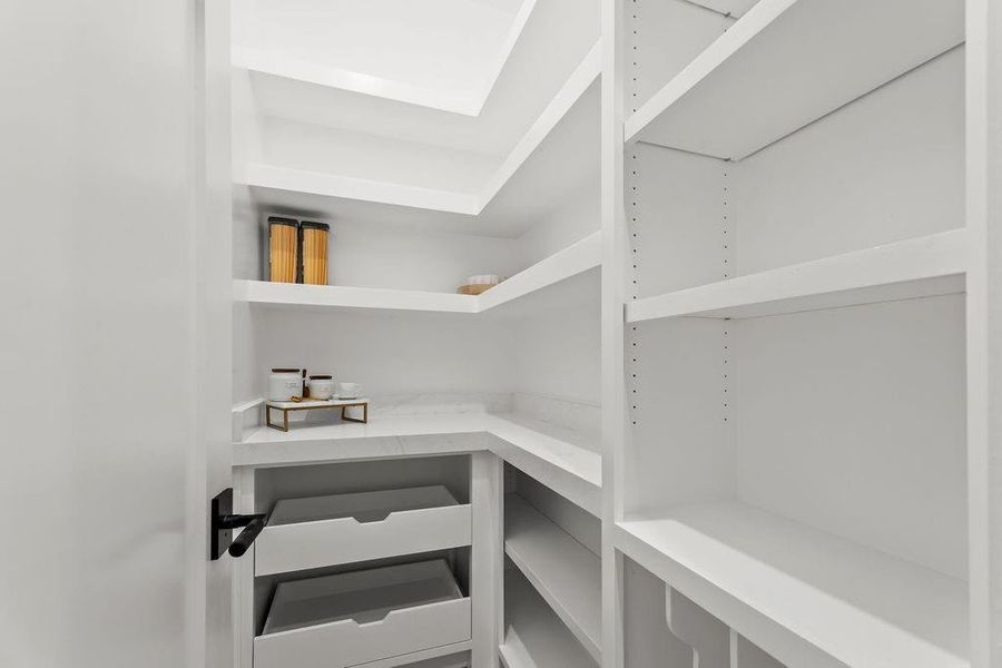 Image 36 of a home in .