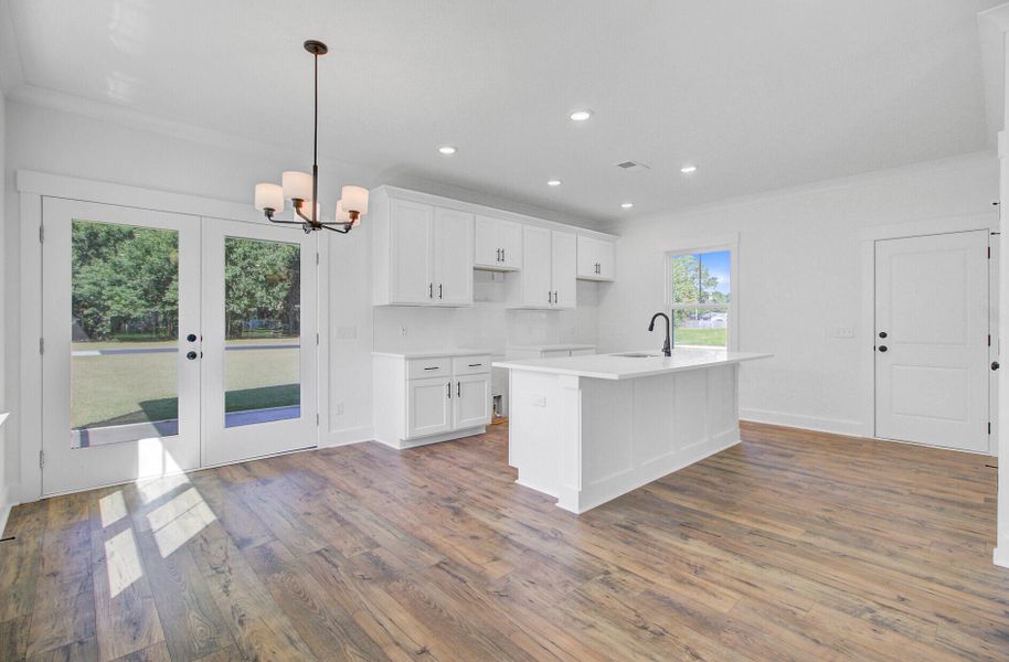 Spacious, unfurnished interior of a new home in , Charleston (Image 28).