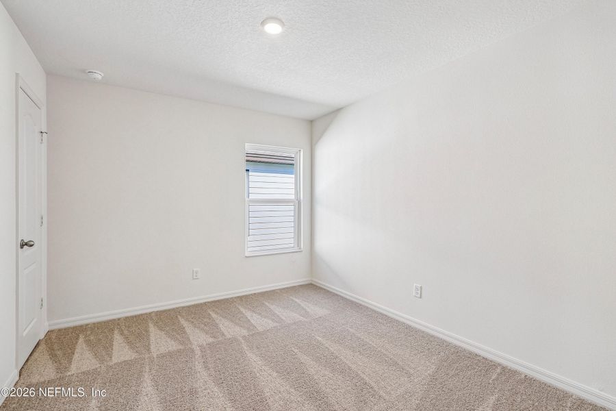 Spacious, unfurnished interior of a new home in , Jacksonville (Image 25).