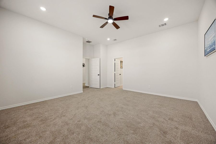 Spacious, unfurnished interior of a new home in , Houston (Image 14). Spacious, unfurnished interior of a new home in , Houston (Image 14).