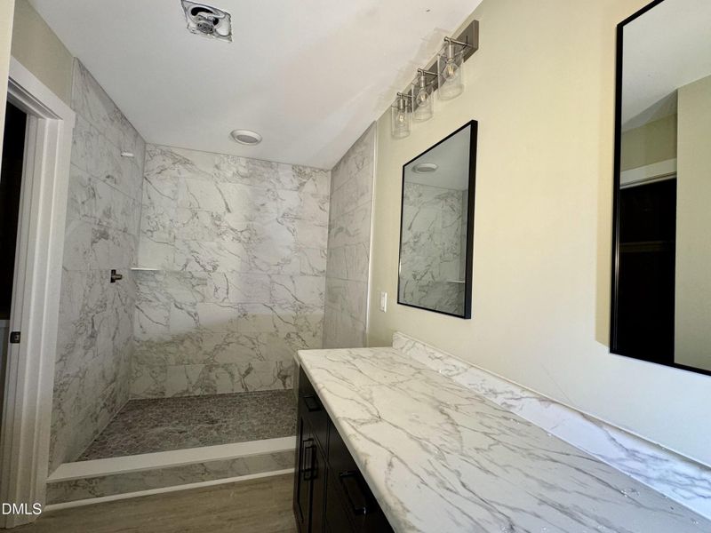 En Suite Bathroom En Suite Bathroom