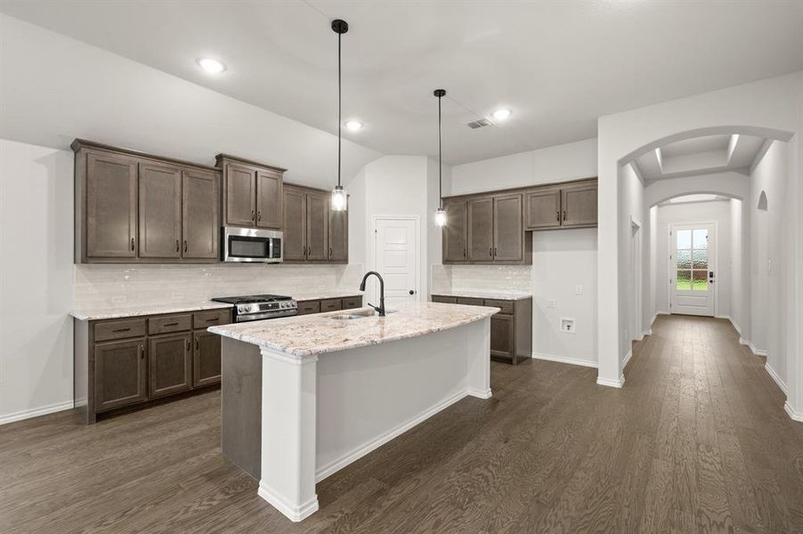 DFW-Chisholm Hills-Concept 1912-915 Madeline Lane- Kitchen -Risewell Homes-2