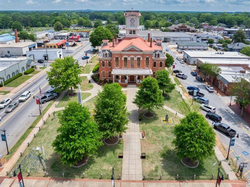 Image 40 of a home in .