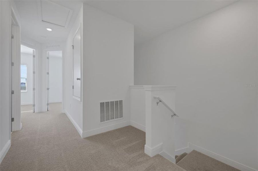 Spacious, unfurnished interior of a new home in , St. Cloud (Image 29).