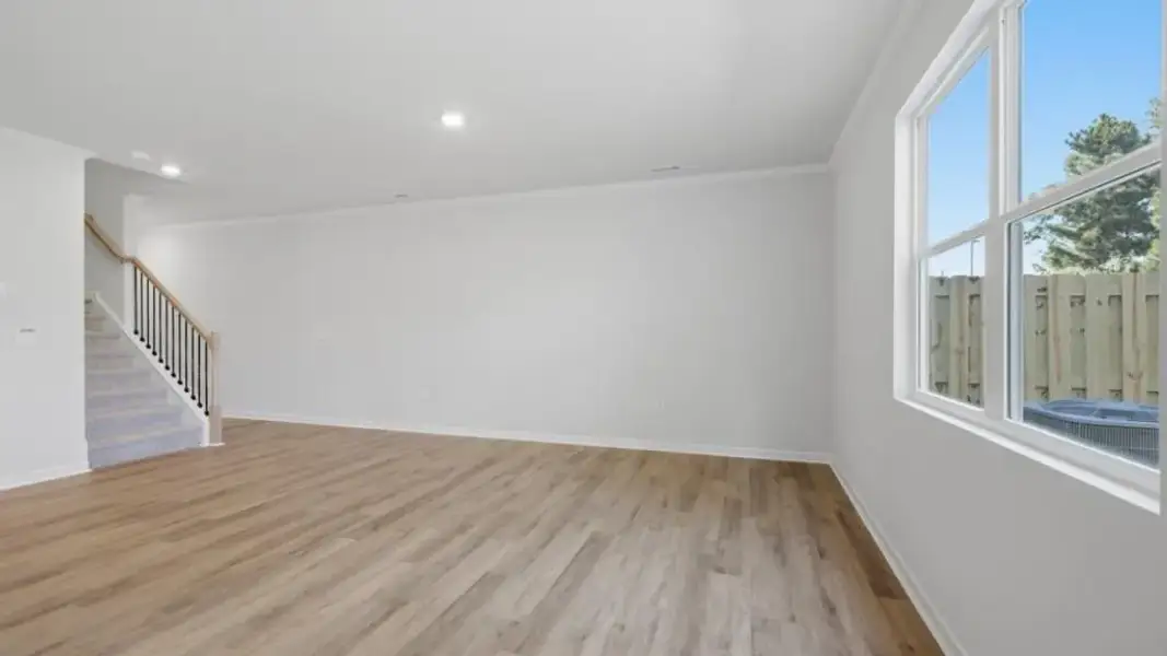 Spacious, unfurnished interior of a new home in Hughes Court, Dawsonville (Image 19).