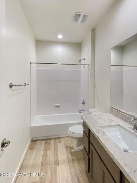 EUGENE (7) EUGENE (7)