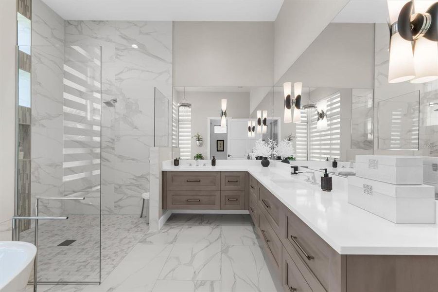 Furnished interior view inside a new home in , Port Charlotte (Image 74).