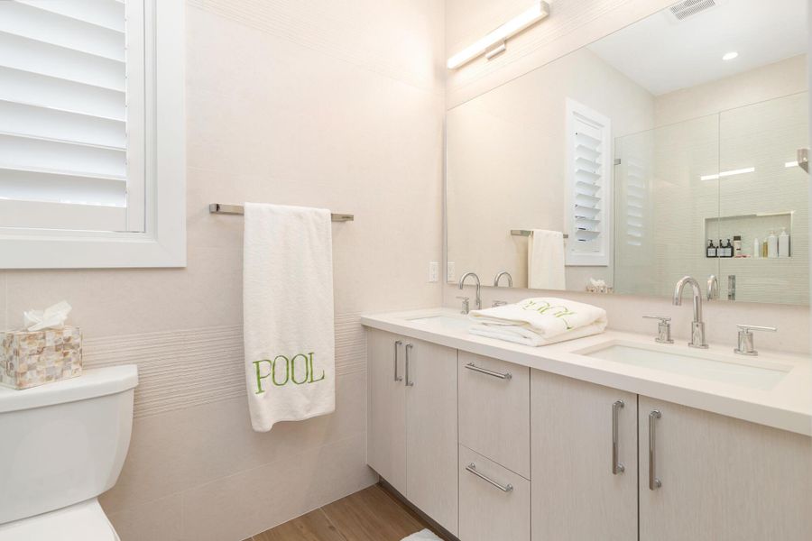 Furnished interior view inside a new home in , West Palm Beach (Image 5).