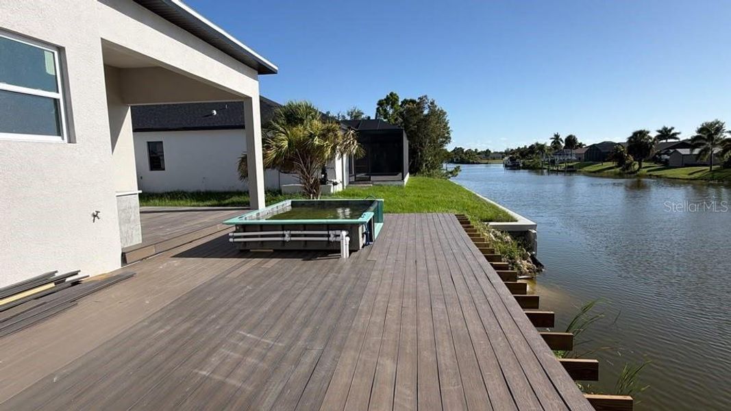 Exterior details and patio area of a home in , Port Charlotte (Image 20).