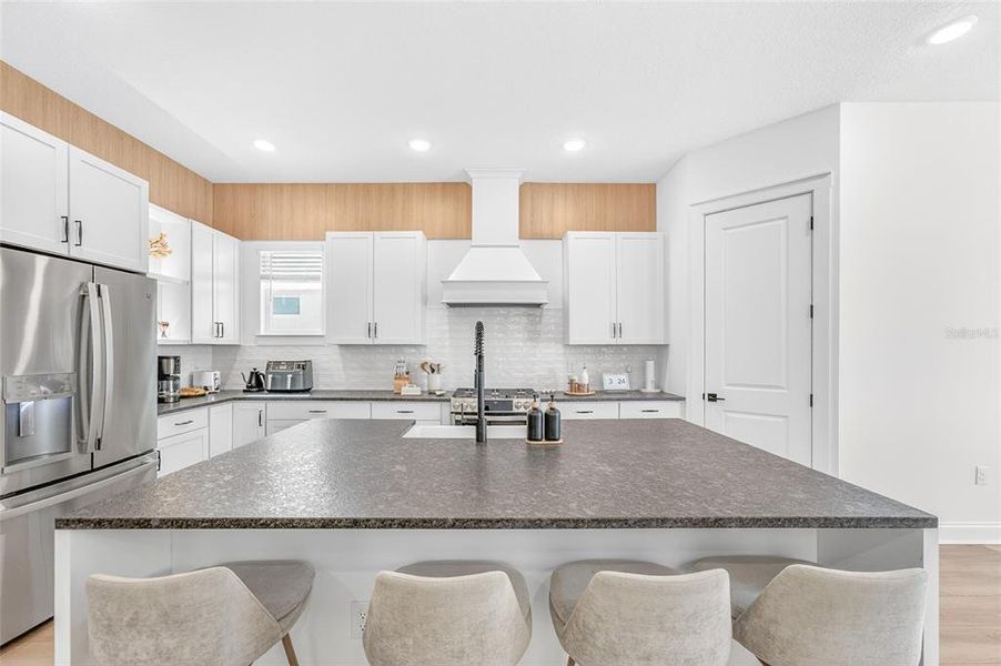 Furnished interior view inside a new home in , Winter Garden (Image 30).