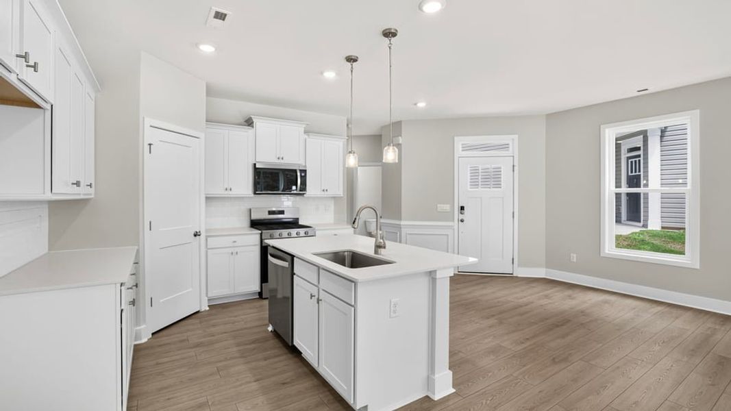 Furnished interior view inside a new home in Hidden Hills, Spartanburg (Image 7).