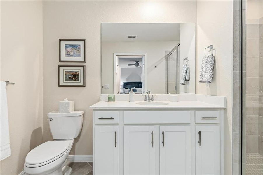 Furnished interior view inside a new home in , Venice (Image 23).